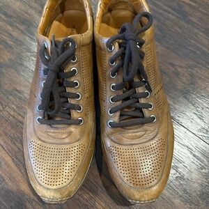 MAGNANNI PUEBLO LEATHER SNEAKER - MENS SIZE 10